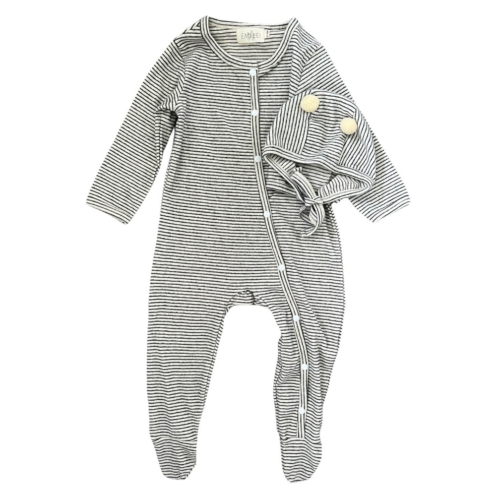 Super soft baby footie with bonnet